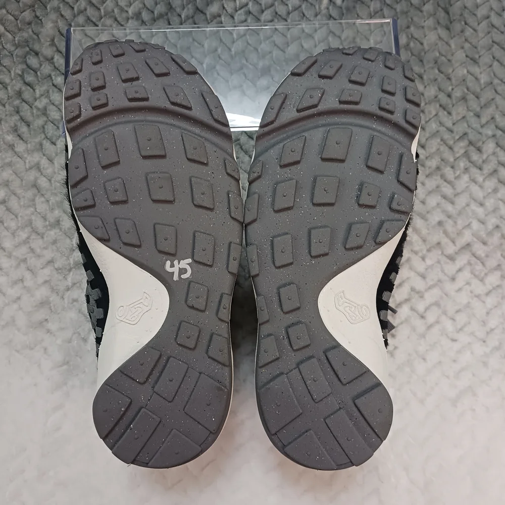 Nike Black and Gray Women's‎ Sneakers